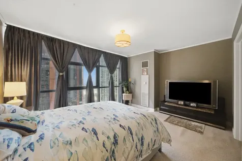 201 North Westshore Drive Chicago IL 60601