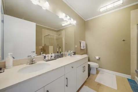 201 North Westshore Drive Chicago IL 60601