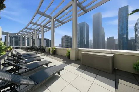 201 North Westshore Drive Chicago IL 60601