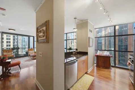 201 North Westshore Drive Chicago IL 60601