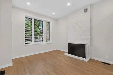 2132 West Potomac Avenue Chicago IL 60622