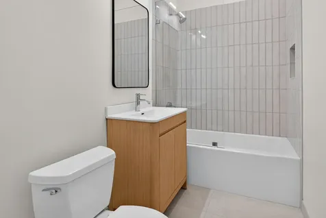 2132 West Potomac Avenue Chicago IL 60622