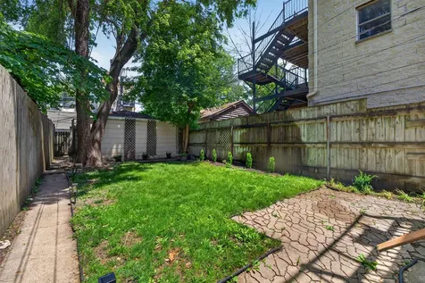 2132 West Potomac Avenue Chicago IL 60622
