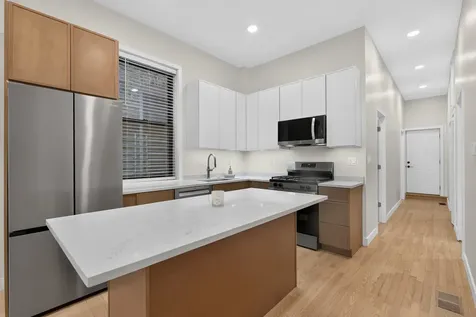 2132 West Potomac Avenue Chicago IL 60622