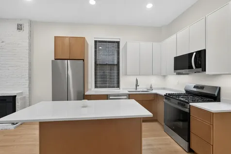 2132 West Potomac Avenue Chicago IL 60622