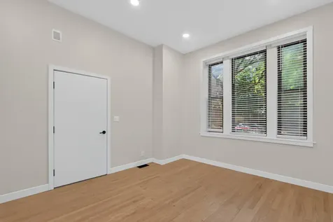 2132 West Potomac Avenue Chicago IL 60622