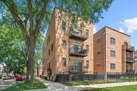 3756 West Leland Avenue Chicago IL 60625