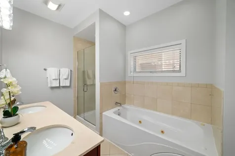 3756 West Leland Avenue Chicago IL 60625