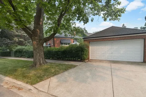 7030 North Ionia Avenue Chicago IL 60646