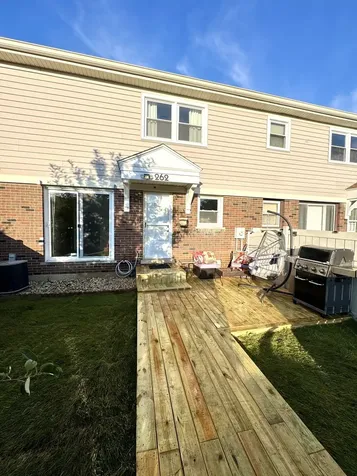 262 Station Drive Wood Dale IL 60191