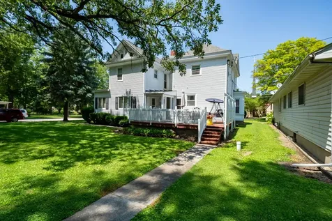 302 South Oak Street Pontiac IL 61764