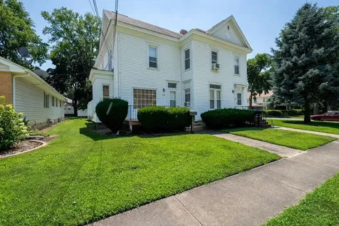 302 South Oak Street Pontiac IL 61764