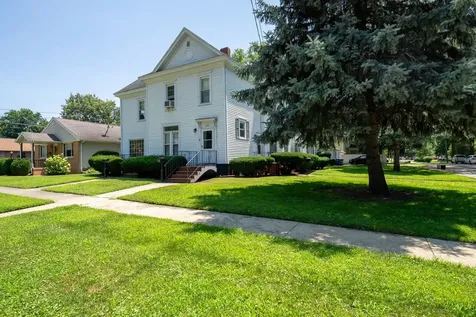 302 South Oak Street Pontiac IL 61764