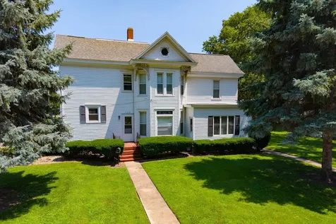 302 South Oak Street Pontiac IL 61764