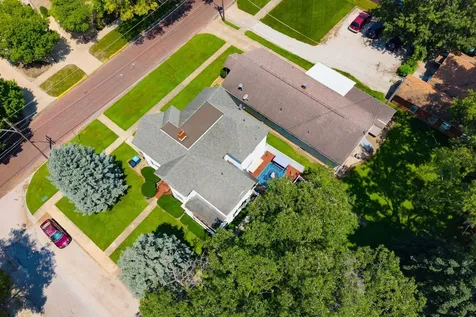 302 South Oak Street Pontiac IL 61764