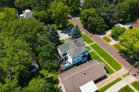 302 South Oak Street Pontiac IL 61764
