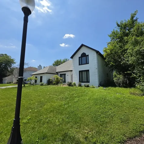 202 Roberts Cove Drive Flossmoor IL 60422