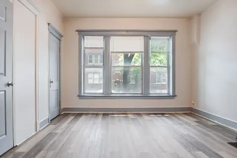 1536 West 70th Street Chicago IL 60636