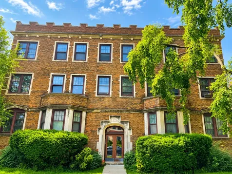 953 East Hyde Park Boulevard Chicago IL 60615