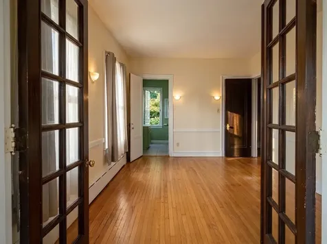 953 East Hyde Park Boulevard Chicago IL 60615