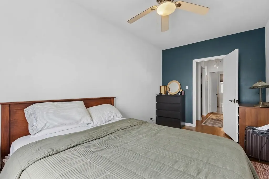 1210 West Jarvis Avenue Chicago IL 60626