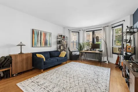 1210 West Jarvis Avenue Chicago IL 60626