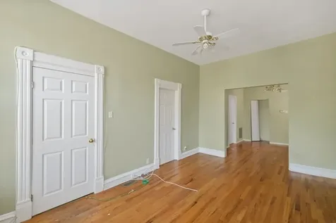 614 South Oakley Boulevard Chicago IL 60622