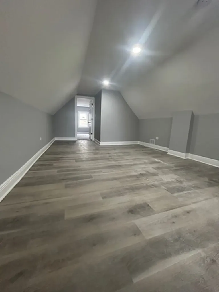 10509 South Edbrooke Avenue Chicago IL 60628