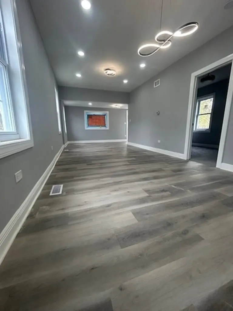 10509 South Edbrooke Avenue Chicago IL 60628