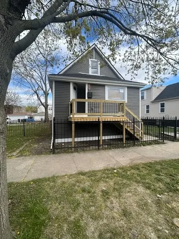 10509 South Edbrooke Avenue Chicago IL 60628