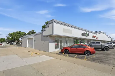 1610 North Mannheim Road Stone Park IL 60165