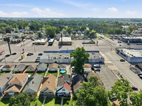 1610 North Mannheim Road Stone Park IL 60165