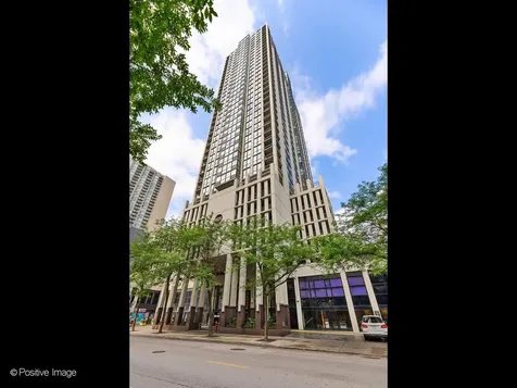 1122 North Clark Street Chicago IL 60610