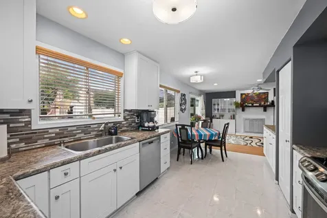 209 Alpine Drive Vernon Hills IL 60061