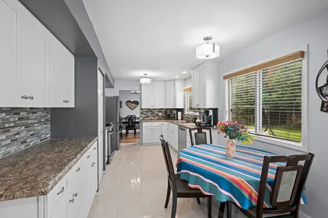 209 Alpine Drive Vernon Hills IL 60061