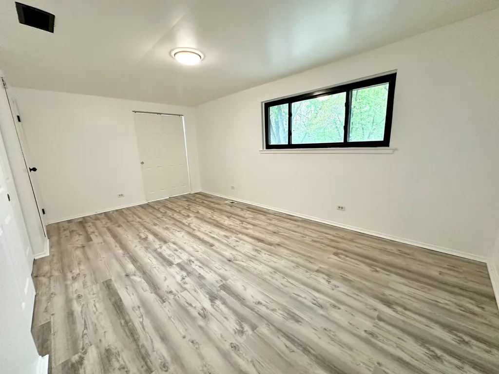 18w158 16TH Street Villa Park IL 60181