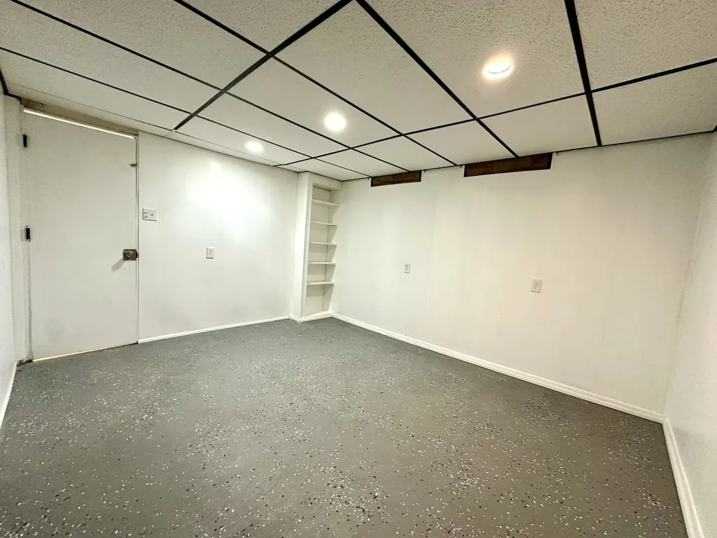 18w158 16TH Street Villa Park IL 60181