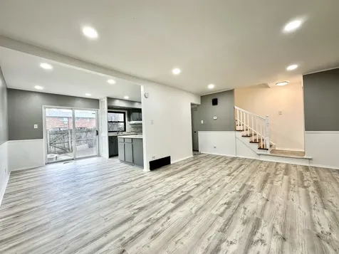 18w158 16TH Street Villa Park IL 60181