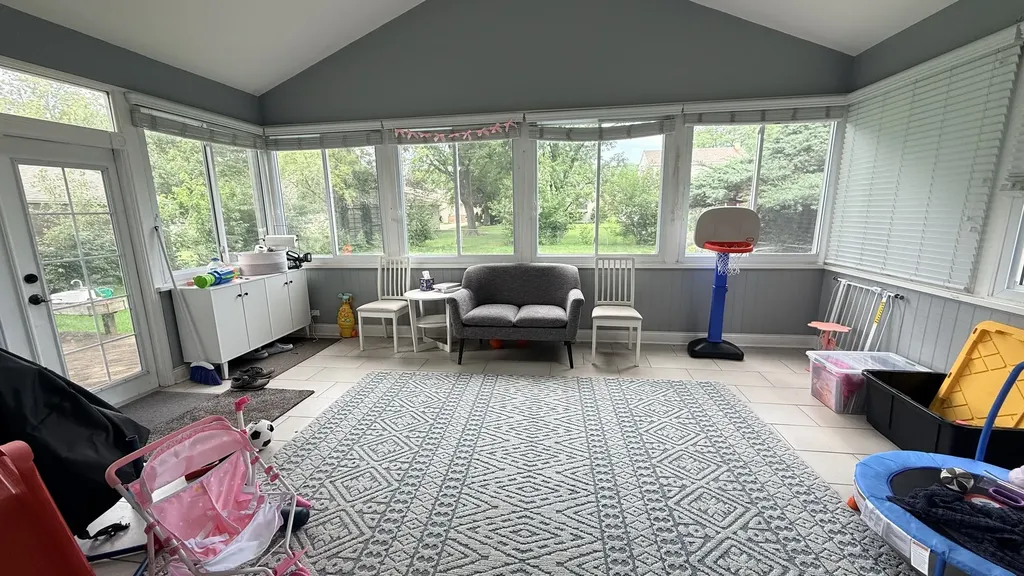 552 Dawes Avenue Glen Ellyn IL 60137