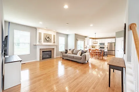 3106 Drury Lane Carpentersville IL 60110