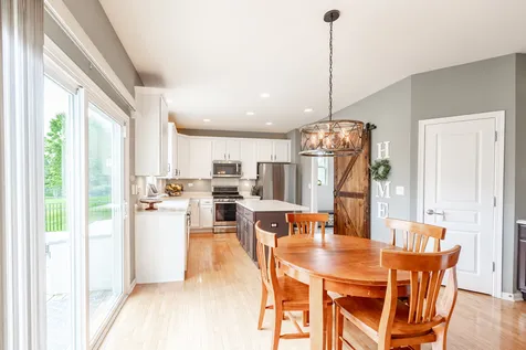 3106 Drury Lane Carpentersville IL 60110
