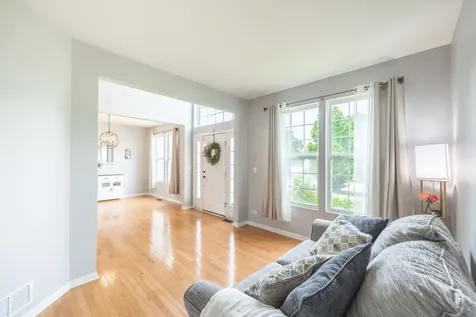 3106 Drury Lane Carpentersville IL 60110
