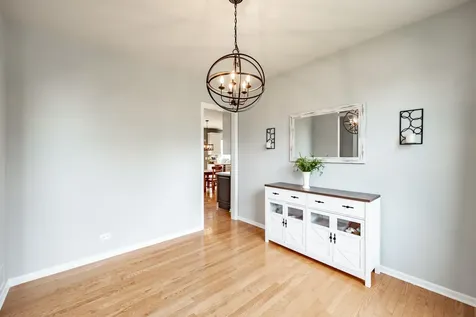 3106 Drury Lane Carpentersville IL 60110
