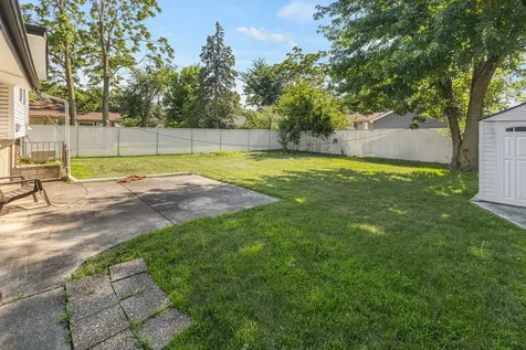 39 Arapaho Drive Thornton IL 60476