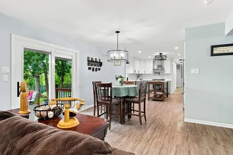 22220 South Eastcliff Drive Shorewood IL 60404