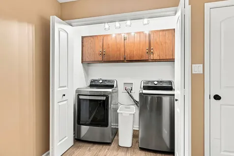 22220 South Eastcliff Drive Shorewood IL 60404
