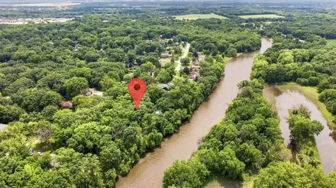22220 South Eastcliff Drive Shorewood IL 60404