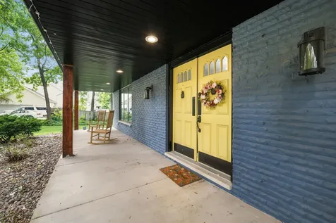 22220 South Eastcliff Drive Shorewood IL 60404