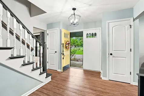 22220 South Eastcliff Drive Shorewood IL 60404