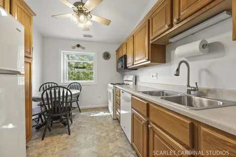 594 Elizabeth Drive Wood Dale IL 60191